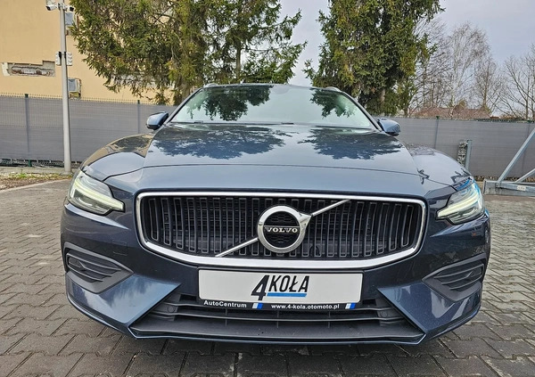 Volvo V60 cena 99900 przebieg: 185000, rok produkcji 2020 z Krynica-Zdrój małe 379